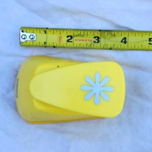 Large Flower Punch